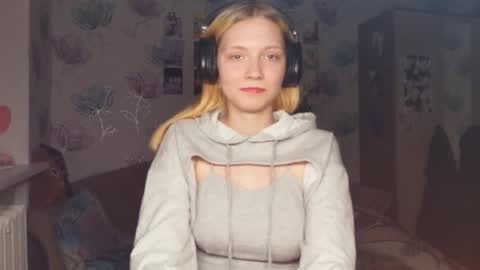 Snapshot of margheritasteinlicht chatting on 12-20-25, 01:18 Lea online show from 12-20-25, 01:18