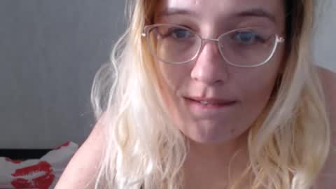 margo_shine online show from 10-24-25, 10:33