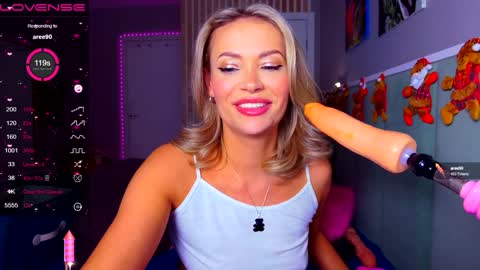 Snapshot of margohotty chatting on 12-24-24, 08:22 Margo for you   online show from 12-24-24, 08:22