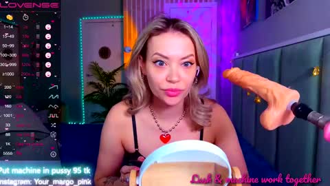 Snapshot of margohotty chatting on 02-14-25, 04:58 Margo for you   online show from 02-14-25, 04:58