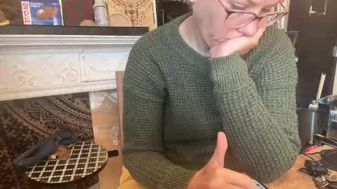 Snapshot of margolane chatting on 11-03-25, 03:13 Elle online show from 11-03-25, 03:13