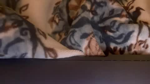 Snapshot of margolane chatting on 11-23-25, 05:07 Elle online show from 11-23-25, 05:07