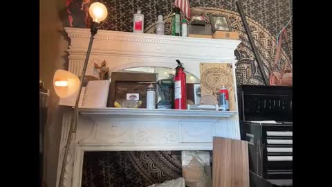 Snapshot of margolane chatting on 01-11-26, 06:57 Elle online show from 01-11-26, 06:57