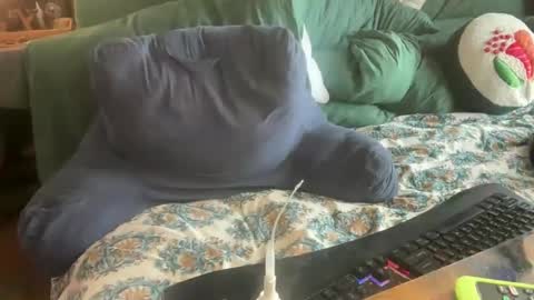 Snapshot of margolane chatting on 02-03-26, 04:34 Elle online show from 02-03-26, 04:34