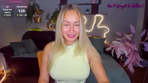 MargoSugar online show from 10-25-25, 06:10