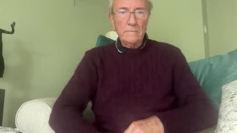 Snapshot of marhea260751 chatting on 10-15-25, 02:17 marhea online show from 10-15-25, 02:17