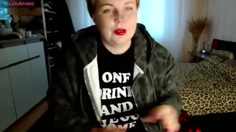 Mari online show from 11-10-25, 06:01