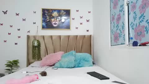 mari_curls online show from 09-20-25, 03:29