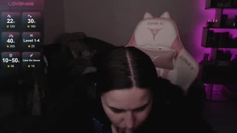 mari moore online show from 10-27-25, 05:39