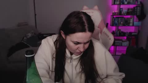 mari moore online show from 02-17-26, 07:16