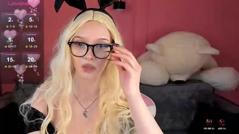 Snapshot of mari_nett chatting on 02-28-25, 06:32 mari_nett online show from 02-28-25, 06:32