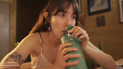 Alfonsina online show from 11-17-25, 09:31