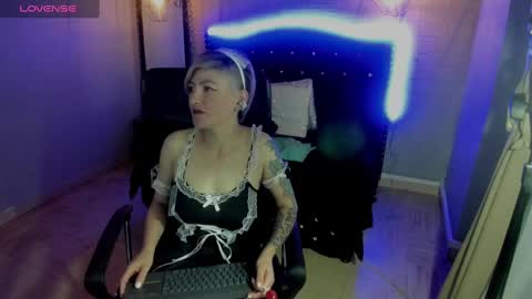 Maria fernanda online show from 12-31-24, 02:25