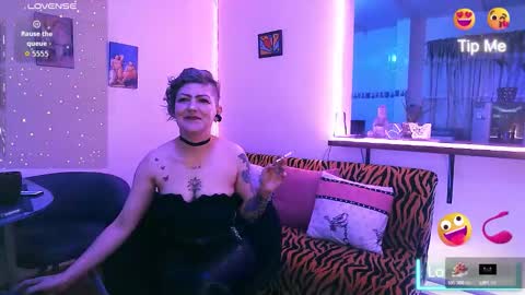 Maria fernanda online show from 10-08-25, 02:31