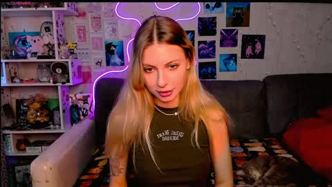 Maria online show from 12-12-24, 05:42