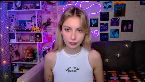 Maria online show from 12-21-24, 03:25