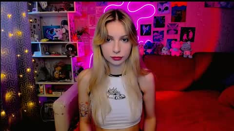 Maria online show from 01-22-25, 04:34