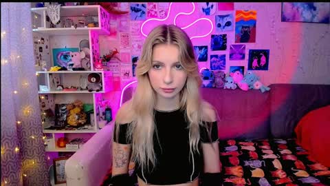 Maria online show from 01-25-25, 04:02