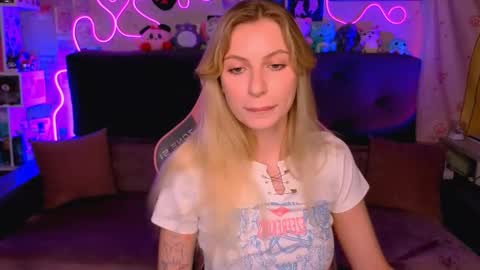 Maria online show from 10-21-25, 02:45