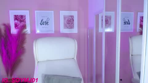 Snapshot of maria_jones chatting on 12-19-24, 03:19 Instagram soymj01 online show from 12-19-24, 03:19