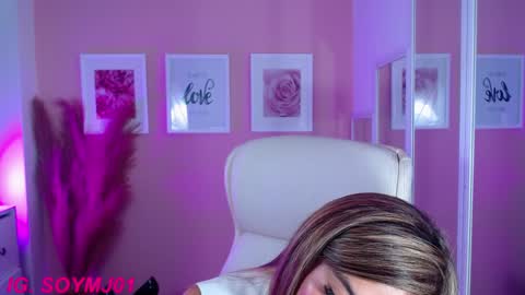 Snapshot of maria_jones chatting on 12-20-24, 04:36 Instagram soymj01 online show from 12-20-24, 04:36