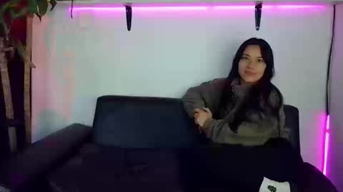 Snapshot of mariaa_paulaa chatting on 09-09-25, 01:21 Maria Paula  online show from 09-09-25, 01:21