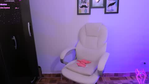 Leidy online show from 02-04-25, 02:32