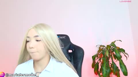 Maria Fer online show from 02-15-26, 03:09