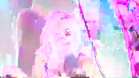 Maria online show from 12-23-25, 01:36