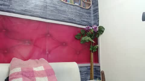 Snapshot of mariam_schubert chatting on 12-12-24, 05:48 mariam_schubert online show from 12-12-24, 05:48