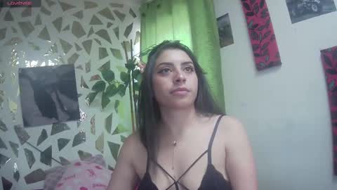 Snapshot of mariam_schubert chatting on 01-20-25, 06:32 mariam_schubert online show from 01-20-25, 06:32