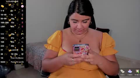   Mariam Castiblanco online show from 01-28-25, 05:32