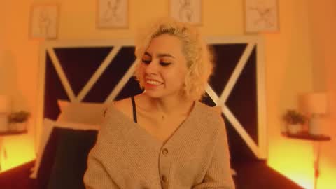 Marian online show from 12-21-25, 11:39