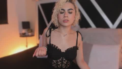 Marian online show from 01-10-26, 02:46