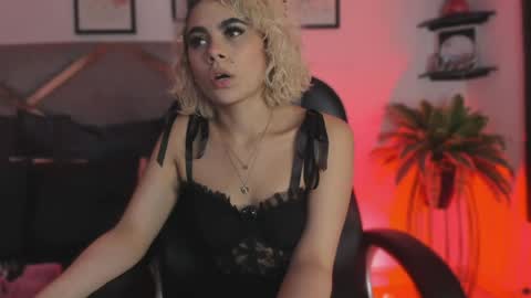 Marian online show from 04-08-26, 07:14