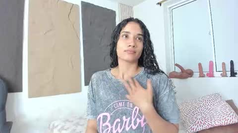 Marian online show from 02-25-26, 10:58