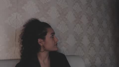 Marian online show from 01-07-25, 11:03