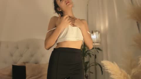 Marian online show from 12-15-25, 03:22