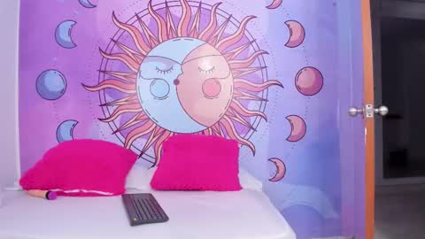 mariana_16_ online show from 10-24-25, 07:43