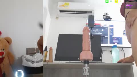 Snapshot of mariana_1_ chatting on 03-02-25, 05:23 Mariana online show from 03-02-25, 05:23