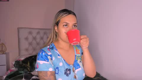 Mariana Roe online show from 01-17-25, 06:36