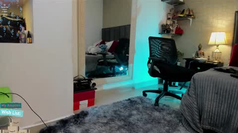 Mar y online show from 11-13-25, 02:27