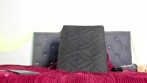 Snapshot of mariana_preciado chatting on 01-17-25, 05:53 Mariana Preciado online show from 01-17-25, 05:53