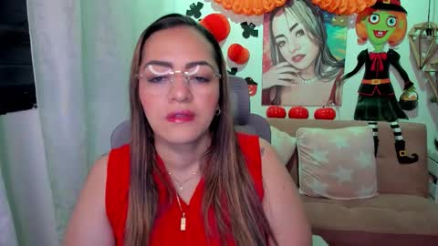 Mariana Lopez online show from 10-24-25, 12:52