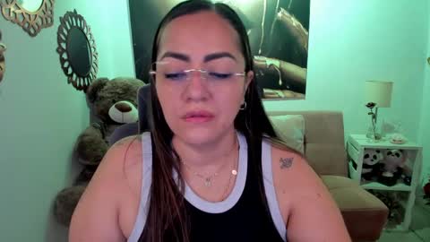 Mariana Lopez online show from 04-12-26, 12:10