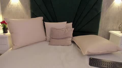 Snapshot of marianasanz chatting on 01-08-25, 11:09 Mariana online show from 01-08-25, 11:09