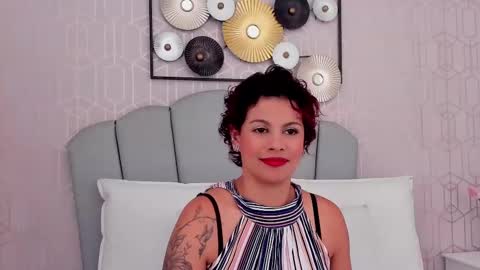 Snapshot of marianasanz chatting on 03-01-25, 01:29 Mariana online show from 03-01-25, 01:29