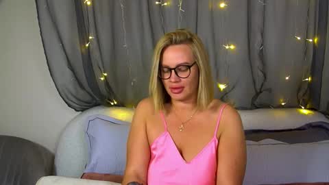 Maria online show from 10-29-25, 06:37