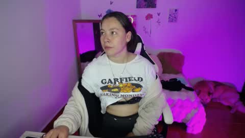 Mariana online show from 10-13-25, 03:39