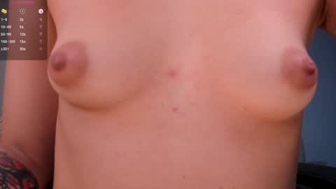 Snapshot of mariannelane1 chatting on 12-24-24, 12:11 Marianne  online show from 12-24-24, 12:11